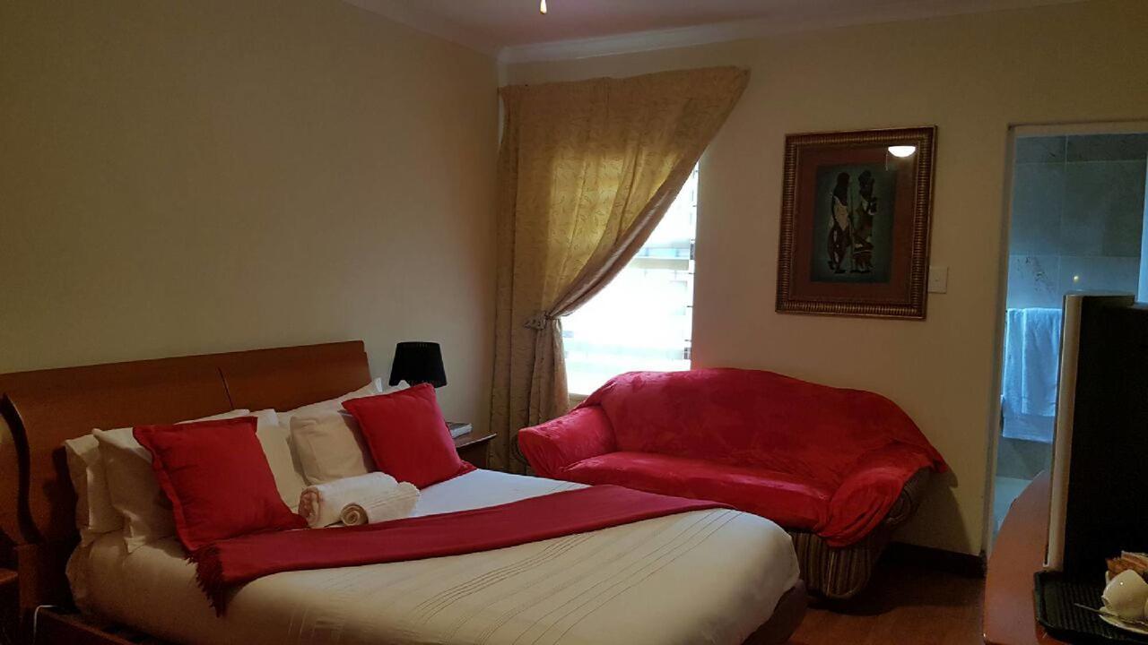 Lily White Guest House Centurion Exterior foto